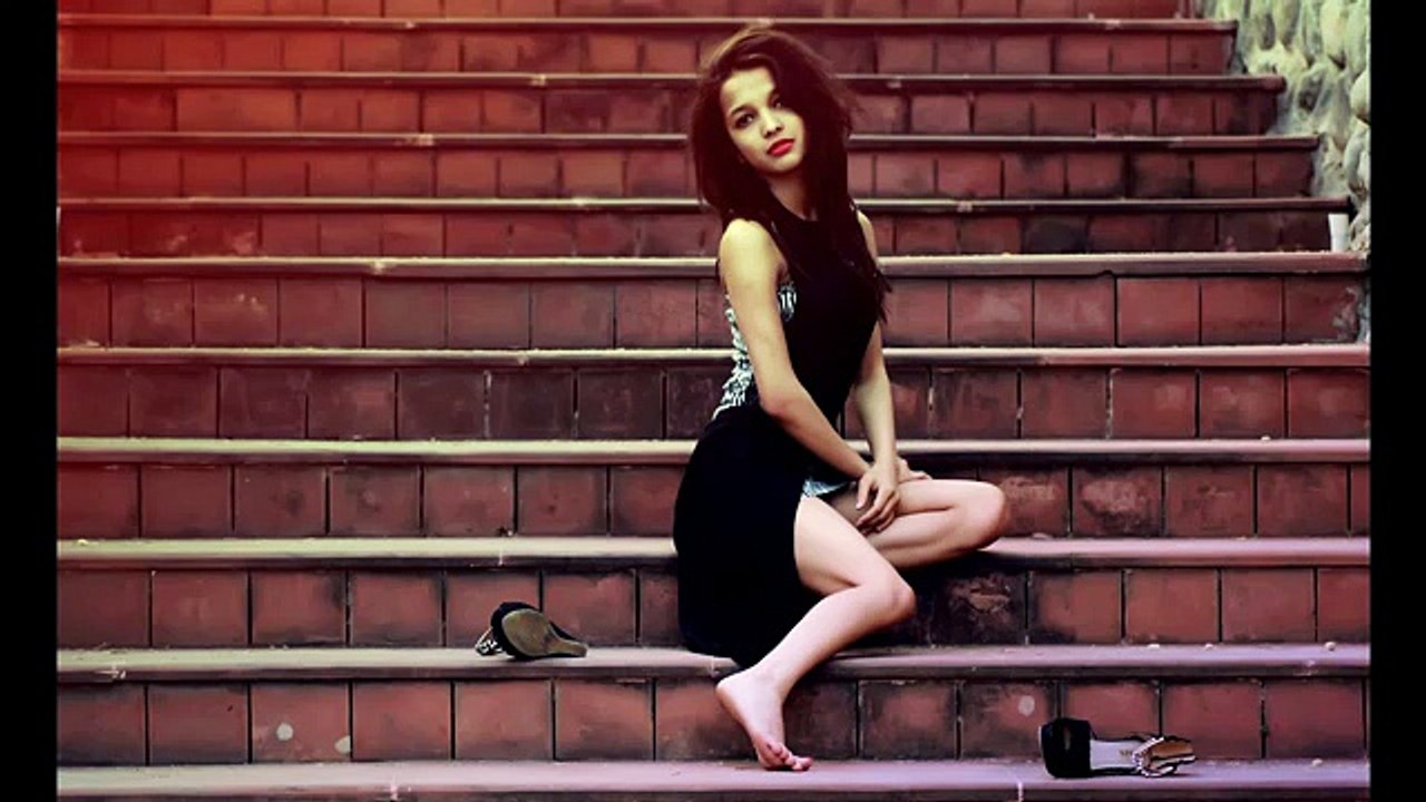 Tu-hi-Tu-I-Barbie-Rajput-I-22-Unite--Full-Music-Video--MOM-Records--Reels