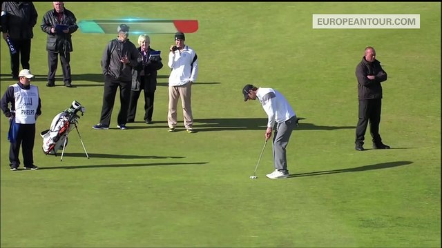 Michael Phelps fait un putt monstrueux de 48m pendant un tournoi de Golf