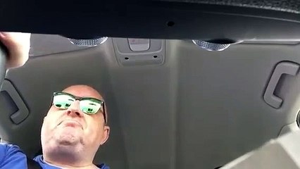 Sunday morning upload. Part 1. I want to be with the woman from Edinburgh-AI5T5D-YoYk