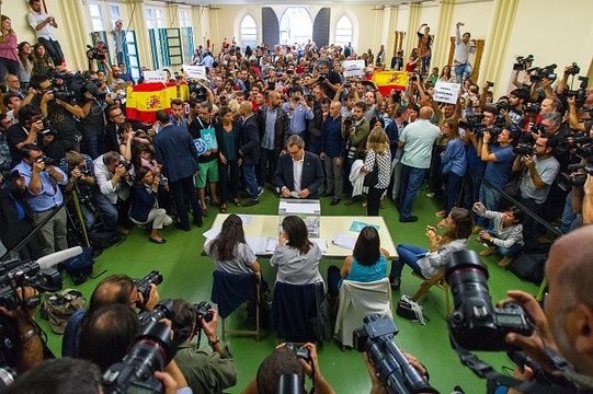 Catalans Cast Votes in Election That Could Trigger Move Toward Secession