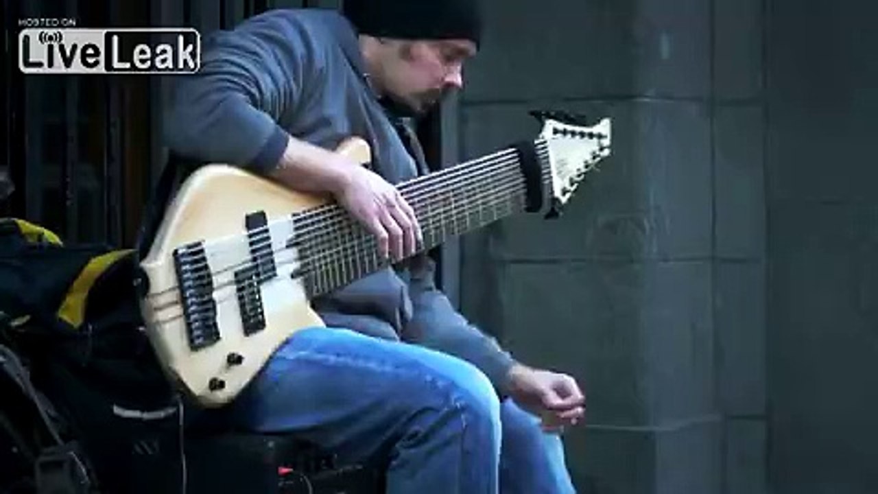 LiveLeak.com - Russian Street Musician