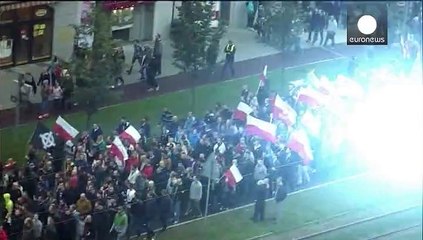 Polacos manifestam-se contra os migrantes
