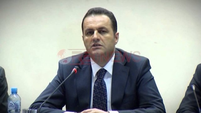 Presidenti zhvishet nga të drejtat në Gjyqësor, Llallës i ndërpritet mandati pas miratimit të ligjit