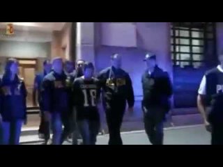 Napoli - Poliziotto ferito, catturato Raffaele Rende - Uscita (26.09.15)