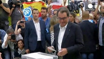 Mas y los siete cabezas de lista votan en unas elecciones catalanas con récord de participación