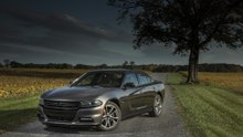2015 Dodge Charger SRT Hellcat: Review