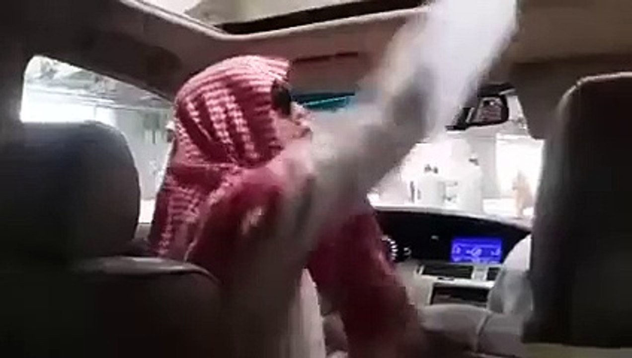 Saudi_deputy_crown_prince_accused_for_Mina_massacre . stoning_devil_from_his_SUV