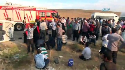 Aşırı hız facia ile sonuçlandı: 3 ölü, 8 yaralı