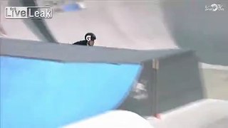 BMX rider knocked out cold during Simple Session 2014