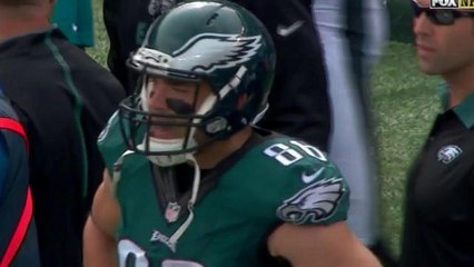 Eagles Sam Bradford finds Zach Ertz for 21 yards
