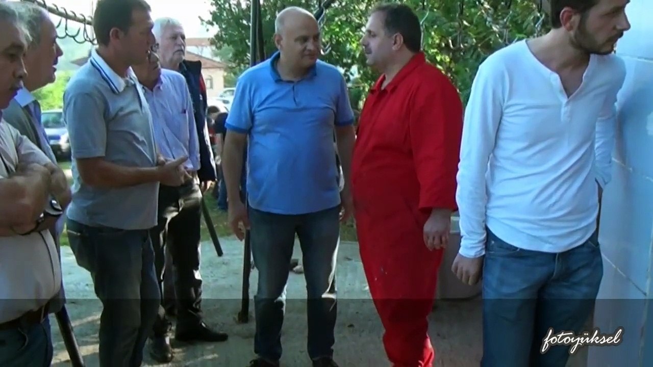 Meşhur Uzunköy Köftesi Kurban Kesimi (fragman)...