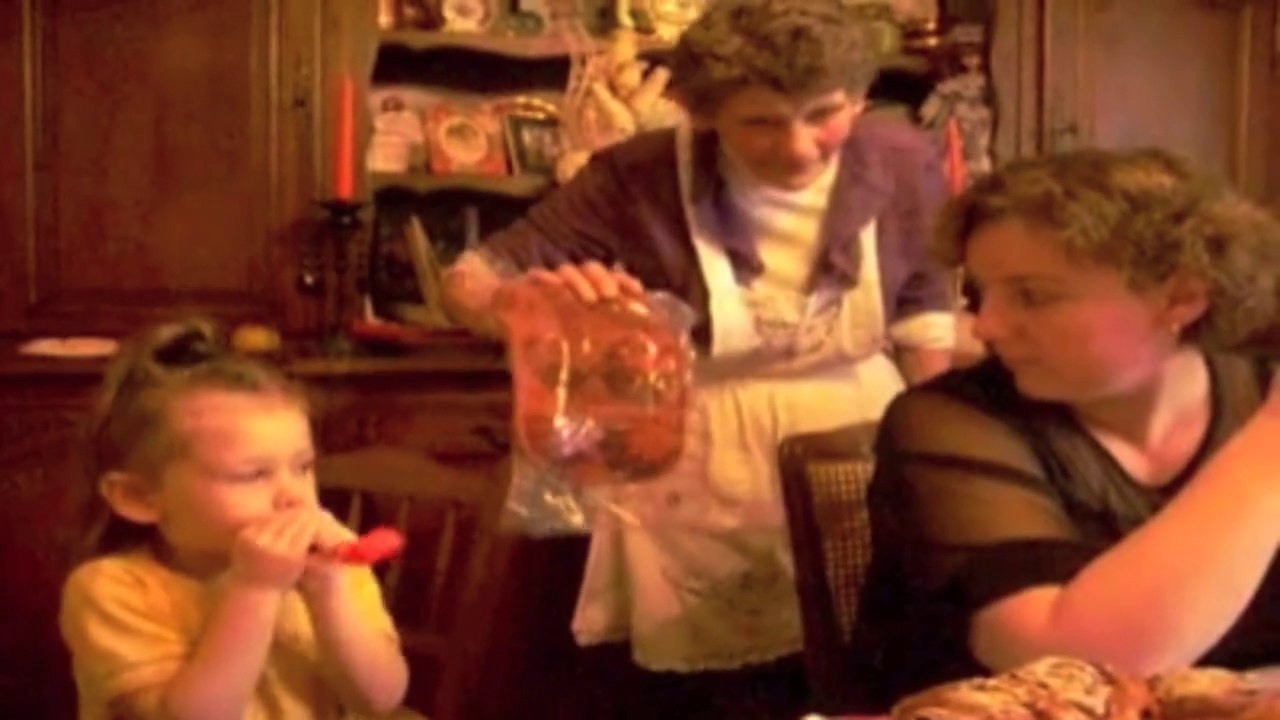 Dush' Throwback: Noël Chez Mamie Guette (2008)