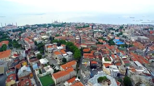 Sana dün bir tepeden baktım aziz İstanbul (İstanbul'u birde havadan izleyin