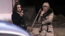 Девушки курят в городе Орле Город Орёл Скрытая съёмка видеокамера видео камера 2015 год март