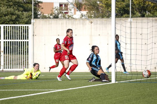 D2 féminine - OM 4-1 Aurillac Arpajon : le but de Sandrine Brétigny (80e)