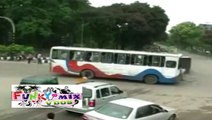 WTF Terrible Bus Accident On Crowded Road Must See