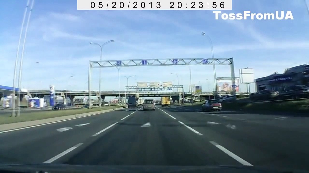 New Car Crashes in Russia June 2013 (Part 34) [Full Episode]