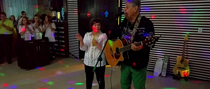 AGORA MEDIA | Mircea Vintilă la Câmpia Turzii în spectacolul Folk pentru viaţă