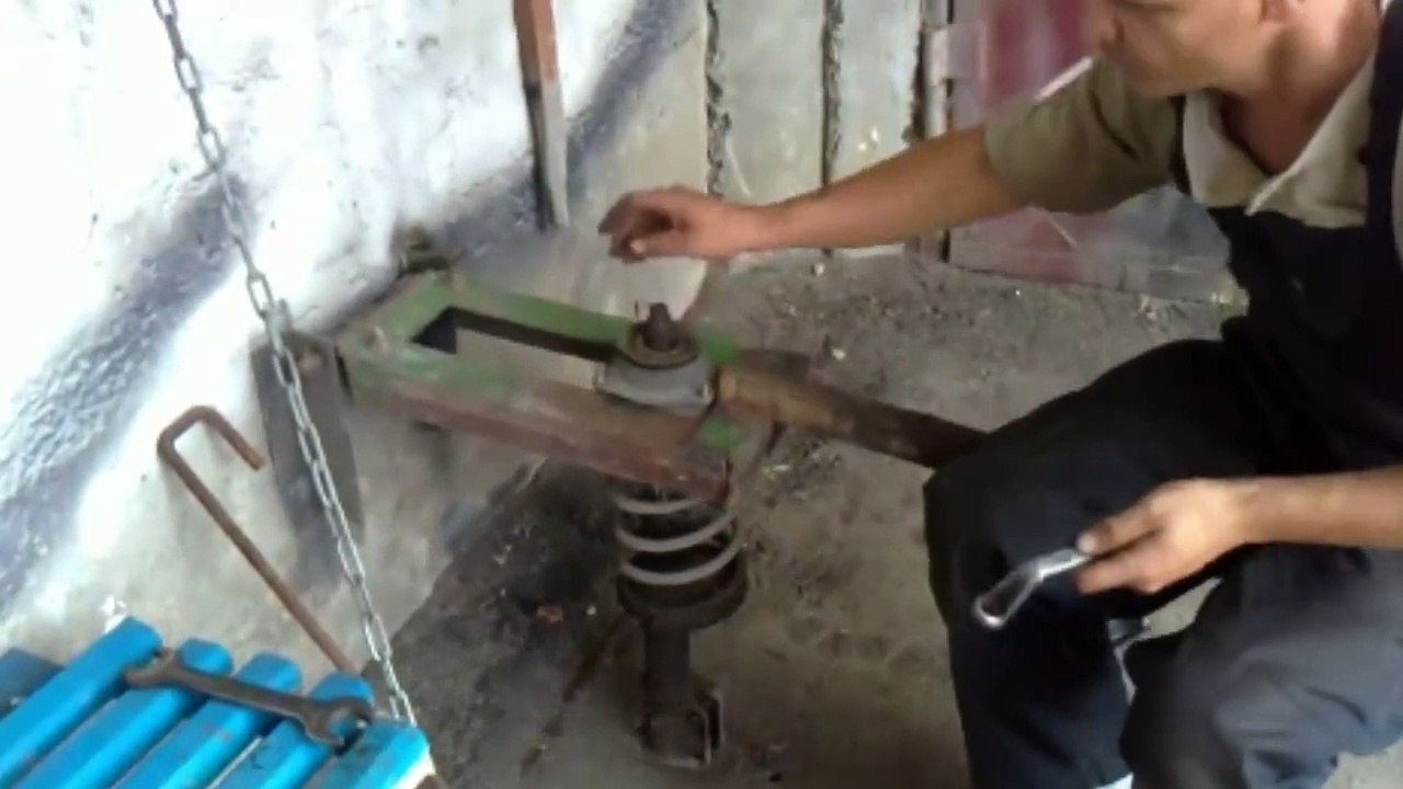Best way how to change the shock absorbers