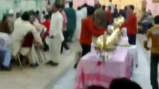 Wedding in pakistan (LOL)