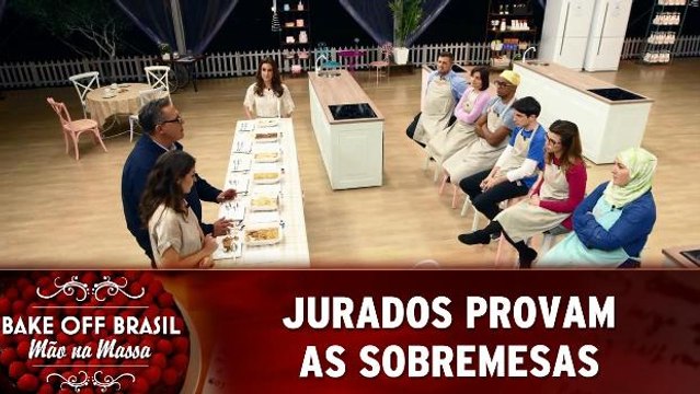 Jurados provam as sobremesas