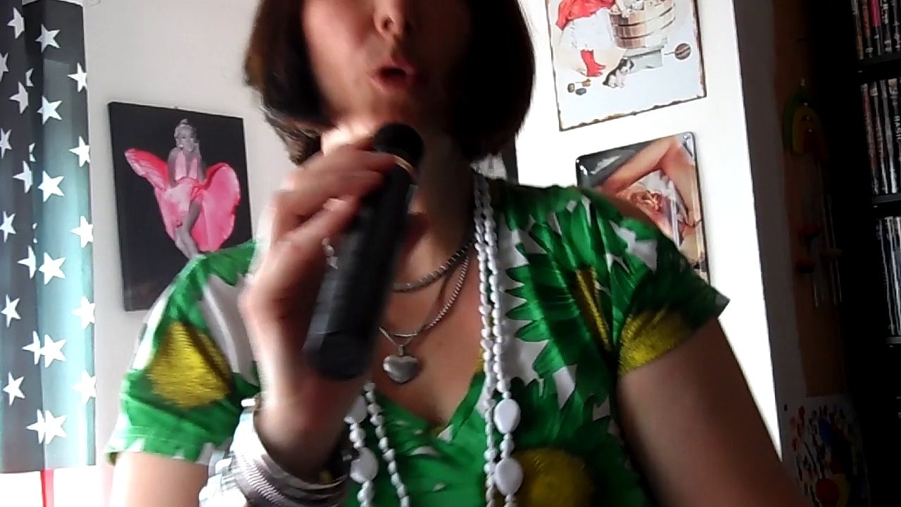 PATRICIA KASS IL ME DIT QUE JE SUIS BELLE