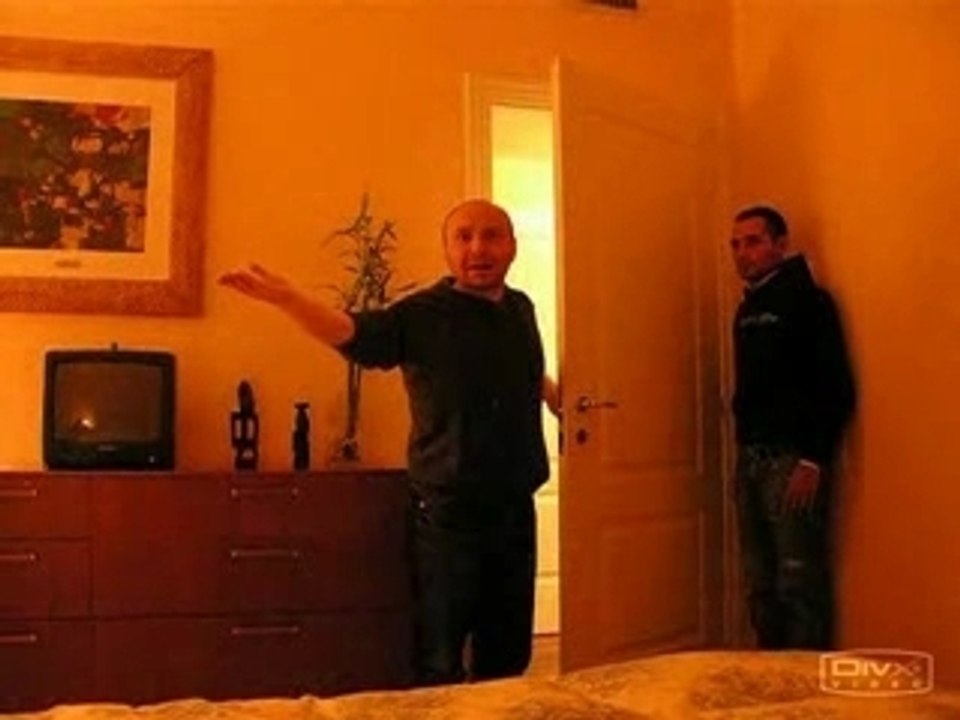E lui chi è?