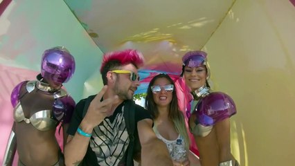 IBIZA #4 TROPPE TETTE AL BORA BORA SCHERZI DI COPPIA