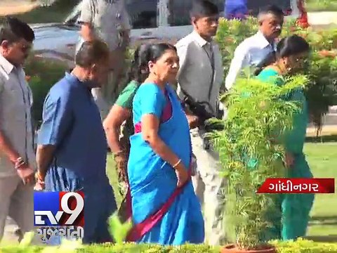 Suicide to support reservation agitation : Patidar youth cremated, Cong MLA jeered away - Tv9