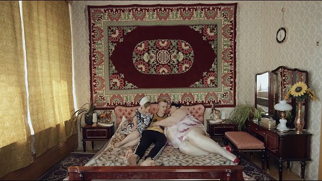 Un clip de rap russe complètement WTF !