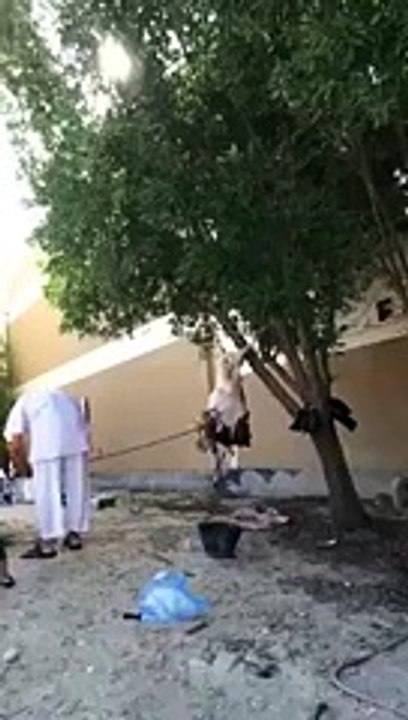 Look How This Guy Takes The Skin Off This Goat