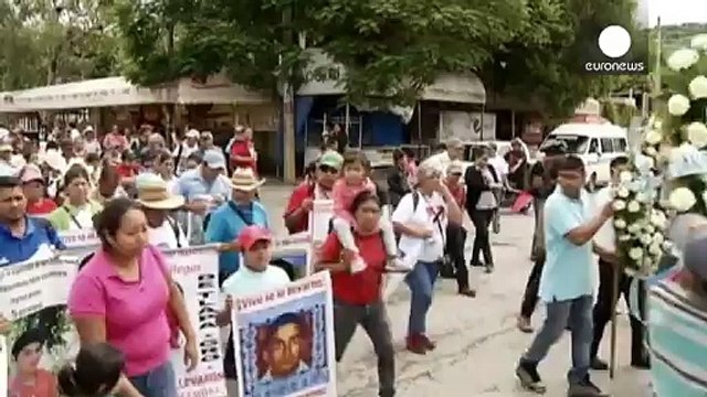 Un an après, le Mexique commémore la disparition de 43 étudiants