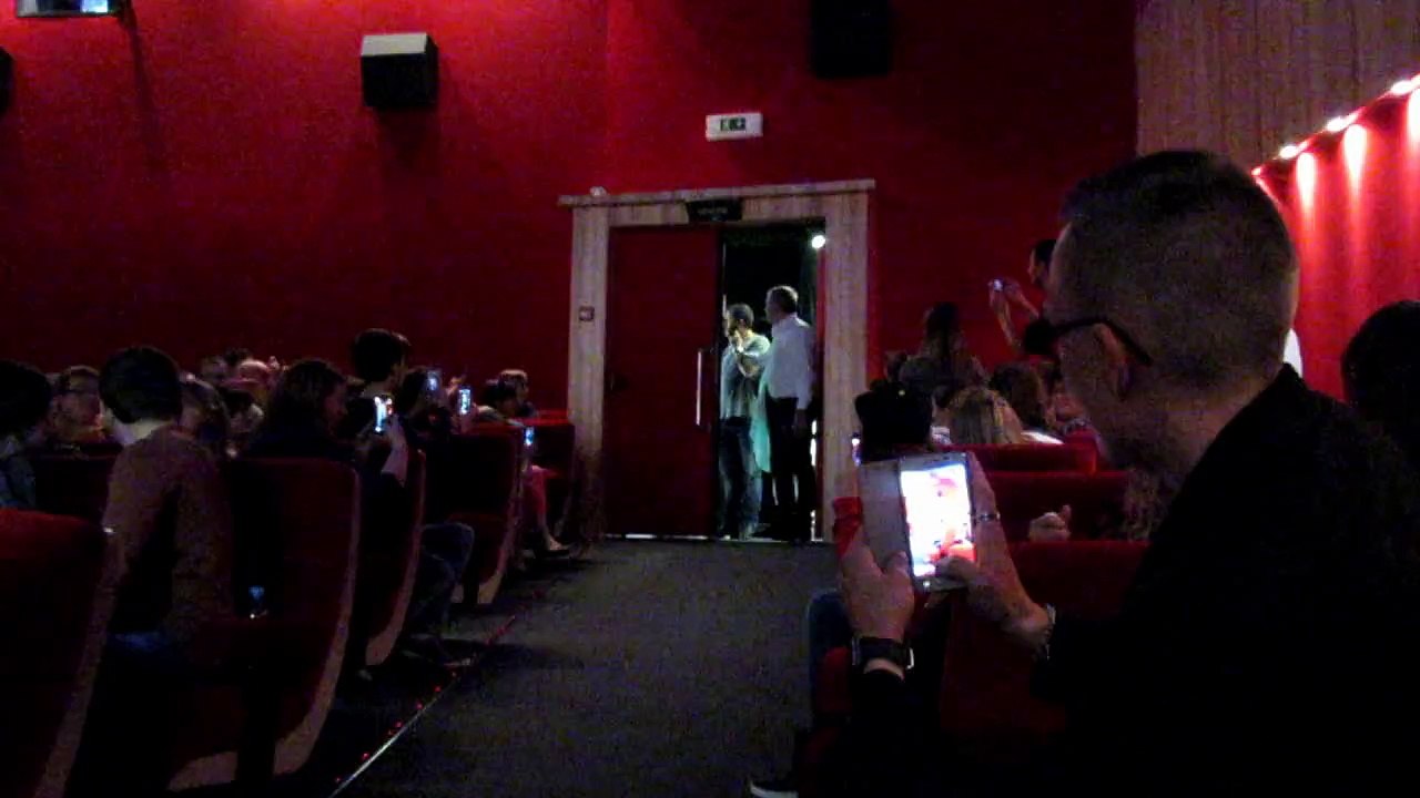 Entrée des artistes