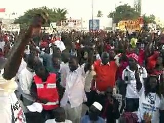 Sénégal: la tension monte à un mois de la présidentielle