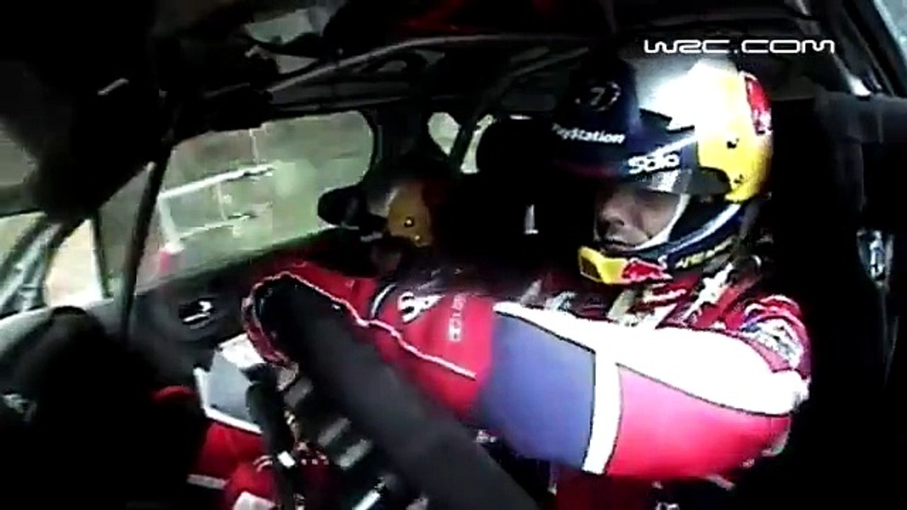 L'accident de Sebastien Loeb finit en tonneaux