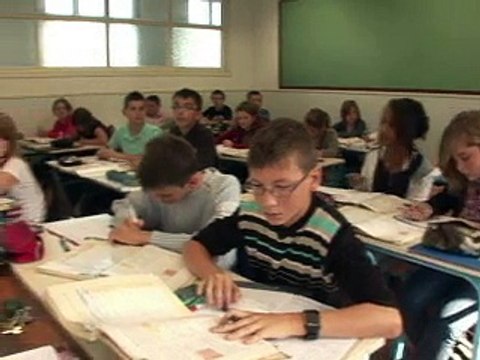 Grève inédite des enseignants public-privé contre les suppressions de postes