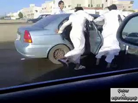 Drôle de jeu sur l'autoroute en Arabie Saoudite
