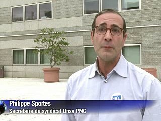 Grève à Air France: week-end perturbé mais 80% de vols devraient être assurés