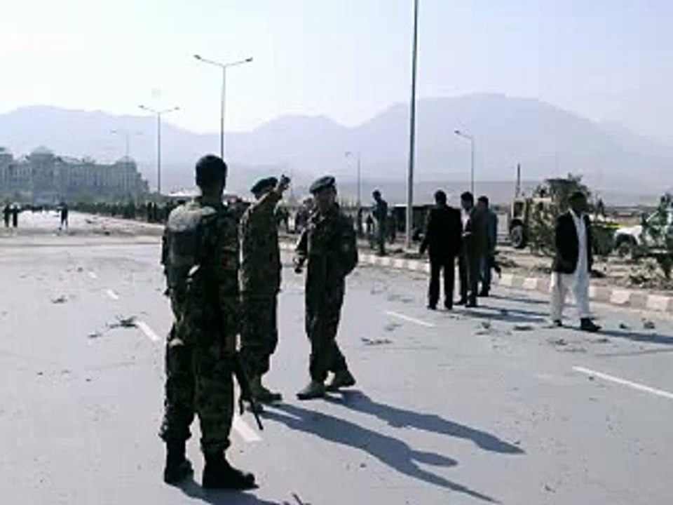Afghanistan: attentat contre l'Otan à Kaboul, 17 tués dont 13 Américains