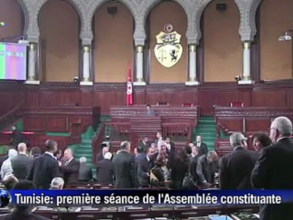 Tunisie: l'Assemblée constituante entame ses travaux et élit Ben Jaafar
