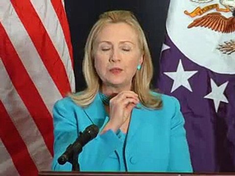 Birmanie: Hillary Clinton en quête de la bénédiction de Aung San Suu Kyi