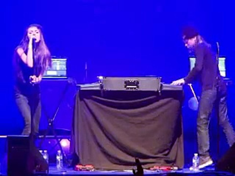 Carbon Airways, deux ados devenus malgré eux l'attraction des Trans Musicales