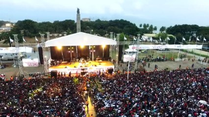 Prestation de Deniz (Island Africa Talents) au Vivendi Festival Conakry