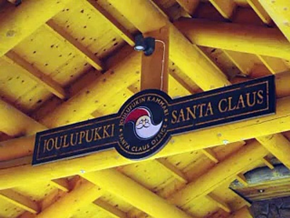 Chez le Père Noël en Laponie, petits et grands succombent à la magie