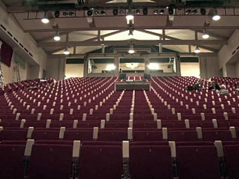 La Comédie-Française, en travaux, migre dans un Théâtre Ephémère de bois