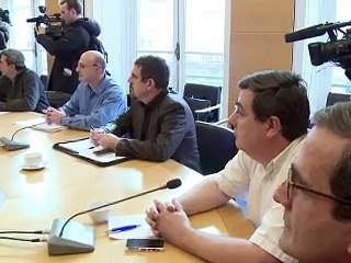 Aérien: nouvelles actions envisagées pendant les vacances, possible grève