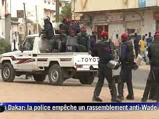 Sénégal: le pouvoir interdit une marche de l'opposition, la campagne se durcit