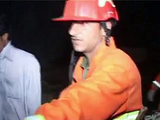 Accident d'avion au Pakistan: la compagnie accuse la météo, colère des familles