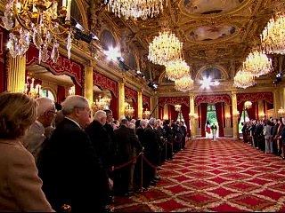 François Hollande investi s'envole pour Berlin, malgré les aléas de la météo