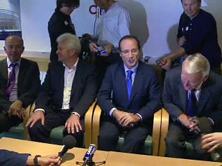 Jean-Marc Ayrault à Matignon pour la passation de pouvoirs avec Fillon